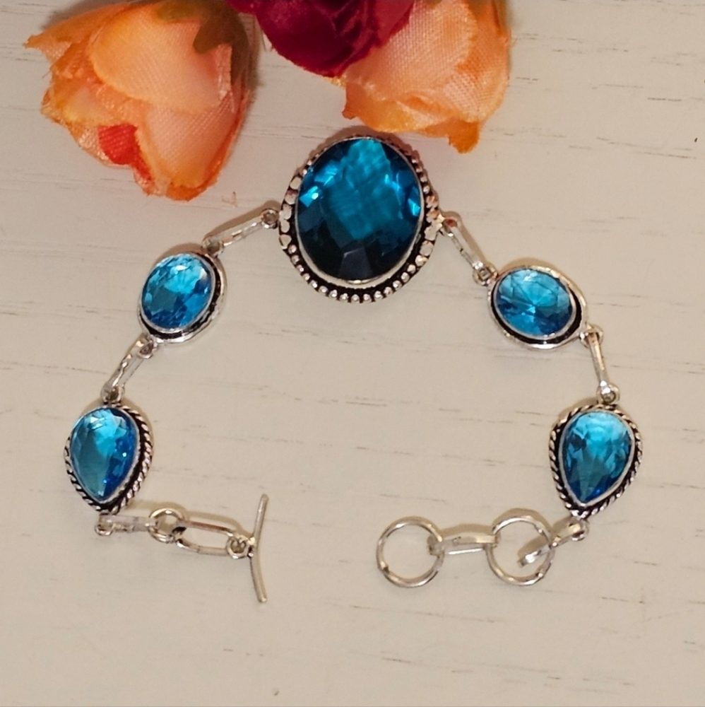 Blue Topaz Bracelet - calm the mind